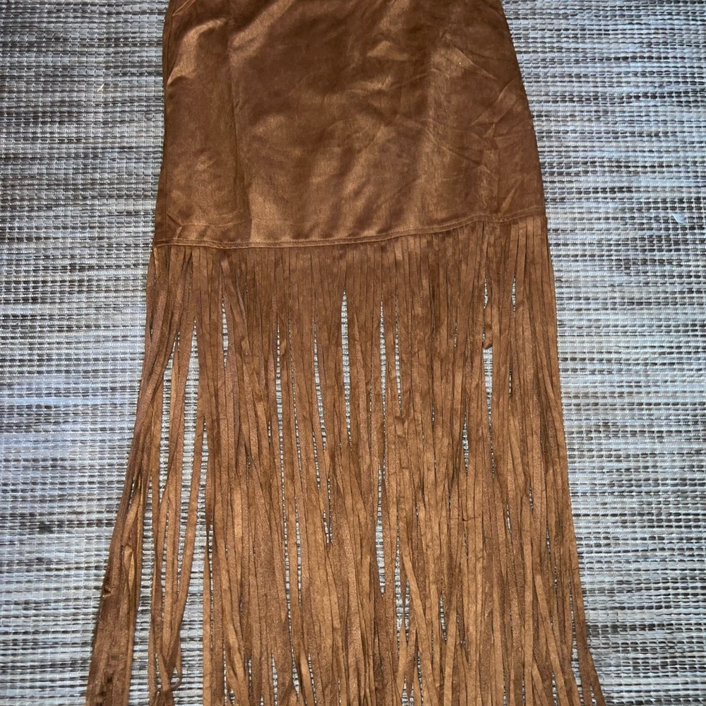 Suede fringe skirt. Size medium. Worn once.
